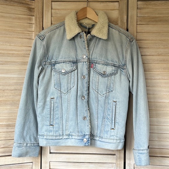 Levi's Sherpa Trucker Jacket with Jacquard by Google XS - Picture 3 of 8